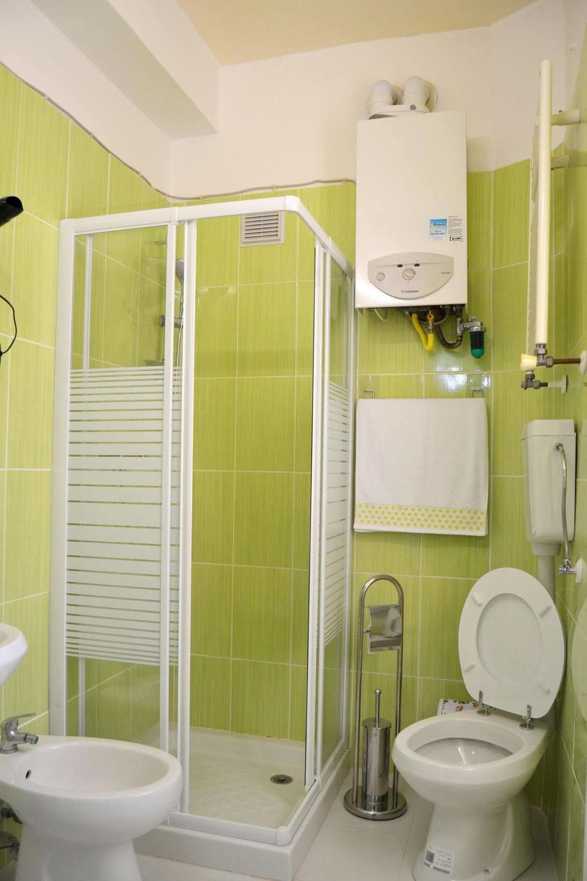 B&B Milon Mestre Exteriör bild
