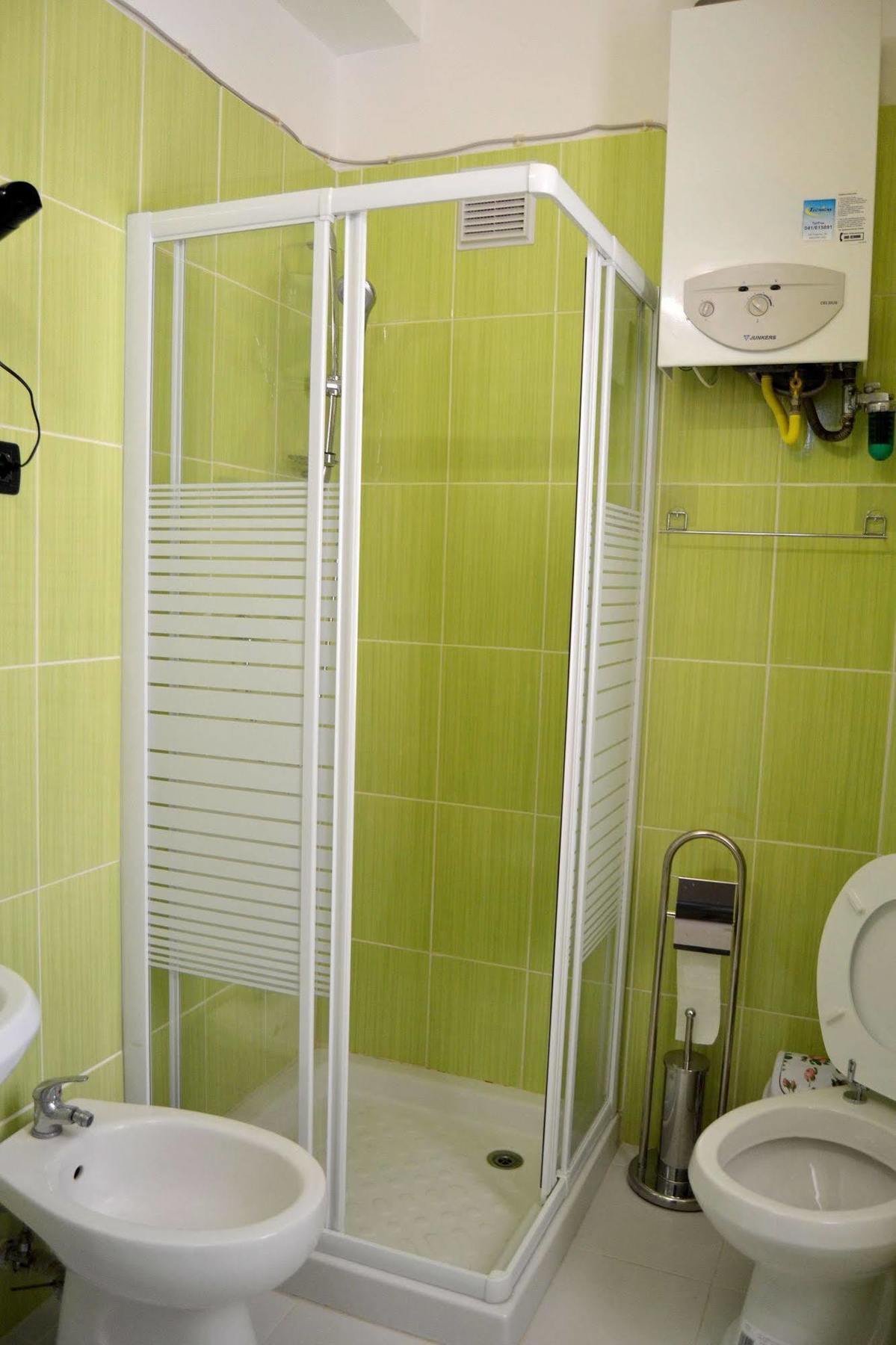 B&B Milon Mestre Exteriör bild